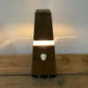 well-lite lamp brandend dicht