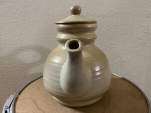 Koffiepot Grès des Capucins Salins France voorkant