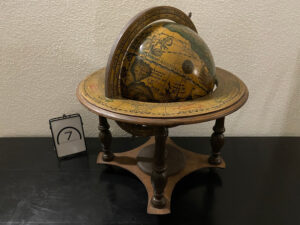 Globe. Verkocht.