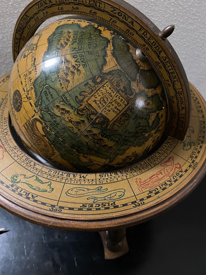 1278globe italie3 Globe. Verkocht.